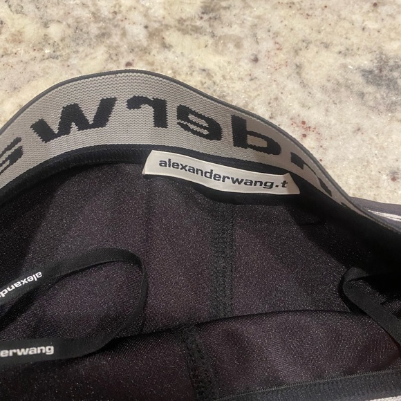 Lace Slit Hem Legging in Black
Alexander Wang - Picture 5 of 9